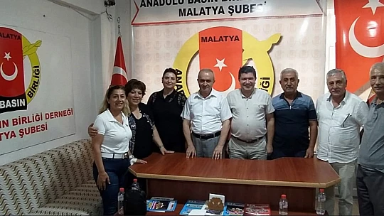 Başkan Gül, Türkiye'nin Turgut Özal'ın Misyonu Ve İradesine İhtiyacı Var