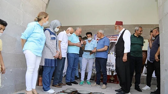 Malatya'da İlk Antika Pazarı Kervansaray'da Açıldı