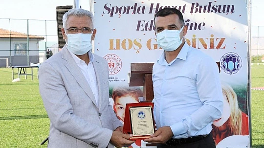 Yaz Spor Kurslarının Açılış Töreni Düzenlendi