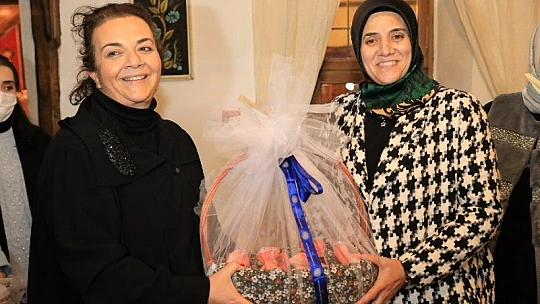 Gastronomiciler Ve Yazarlar, Battalgazi'deki Tarihi Mekanları Gezdi