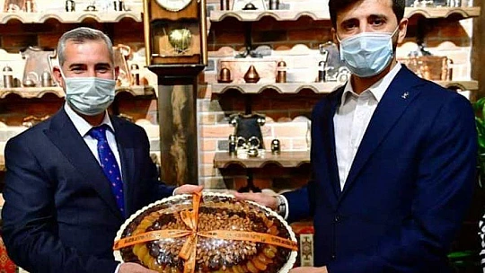 Yeşilyurt Belediyesi'nin Kahve Konağı Ayrı Bir Güzellik