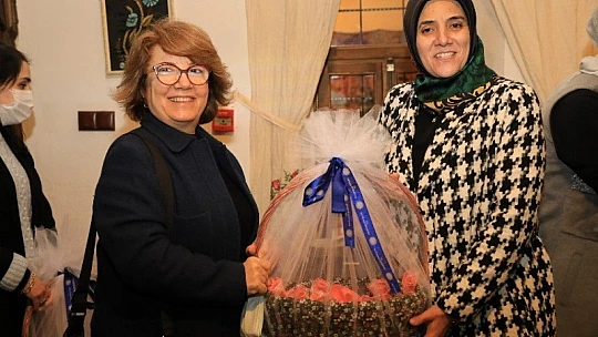 Gastronomiciler Ve Yazarlar, Battalgazi'deki Tarihi Mekanları Gezdi