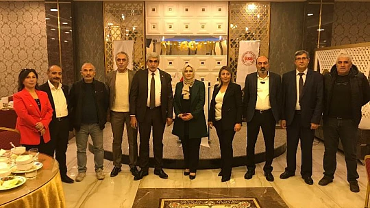 Vatanseverler Gençlik Eğitim Ve Kültür Derneği İftar Yemeğine Yoğun İlgi