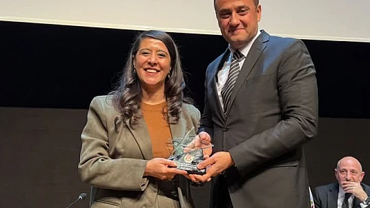 Gazetecilik Gaziantep'te masaya yatırıldı!