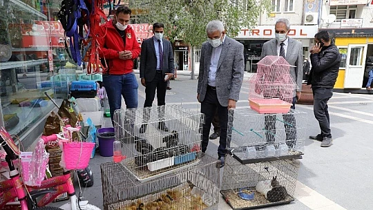 Başkan Güder, Esnafın Yanında Esnafla İç İçe