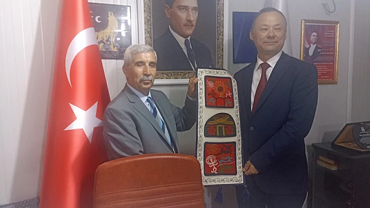 Kırgızistan Cumhuriyeti Ankara Büyükelçisi'nden Malatya Türk Ocaklarına Ziyaret