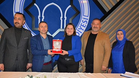 AKÇADAĞ-DER , 10 Ocak Çalışan Gazeteciler Günü'nü Kutladı