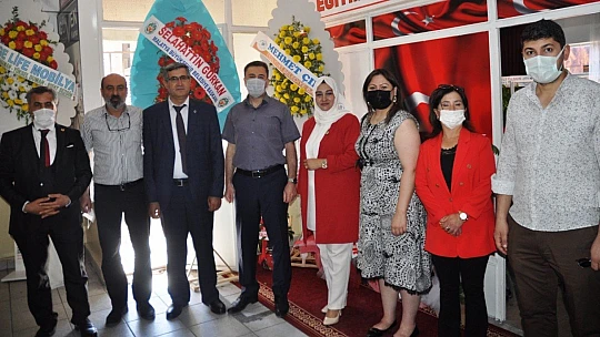Vatanseverler Gençlik Eğitim ve Kültür Derneği Büyük Bir Katılımla Açıldı