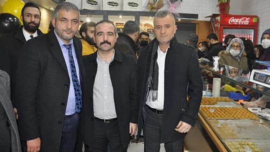 Fatih Gönültaş'ın İş Yeri Açılışına Yoğun İlgi