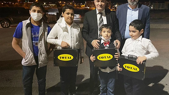 Vatanseverler Derneği Tarafından Sünnet Şöleni Düzenledi