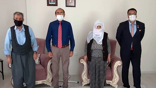 Başkan Gözükara, Vatandır Sevdamız, Albayrak'tır Şanımız