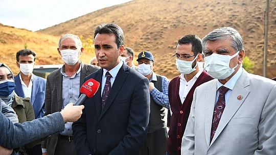 Gülümuşağı Mahallesi İlk Kez Asfalt İle Tanıştı