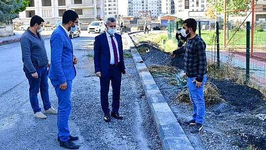 Başkan Çınar Çalışıyor, Yeşilyurt İlçesi Güzelleşiyor