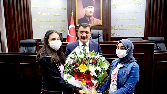 Turizm Haftası ve 23 Nisan Nedeniyle Başkan Gürkan'a Ziyaret