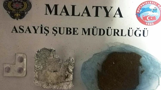 27.10 Gr Kannabinoid, 4.99 Gr Metamfetamin Yakalandı