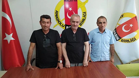 Sanatçı İlhan İlbey'den Anadolu Basın Birliği'ne Ziyaret