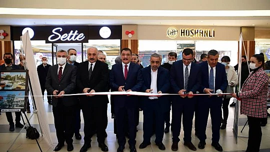 Geçmişten Geleceğe Tebrikler Malatya Kartpostal Sergisi Açıldı