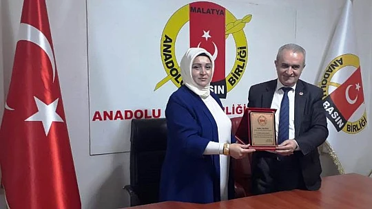 Başkan Alpaslan, 10 Ocak Gazeteciler Gününüzü Kutluyorum