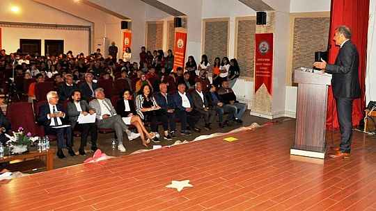 Arguvan, Belediyesi Tarafından Düzenlenen Kariyer Günlerine Yoğun İlgi