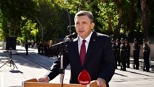 30 Ağustos Zafer Bayramı ve Türk Silahlı Kuvvetleri Günü 100'üncü Yıl Dönümü Coşkuyla Kutlandı