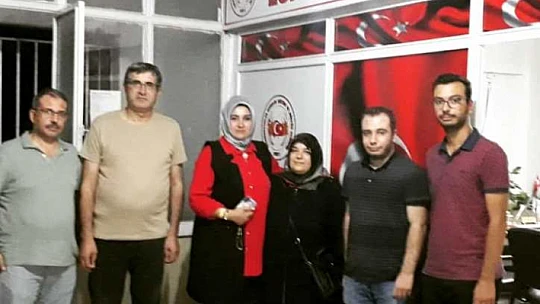 Çelik, Ailesinden Vatanseverler Derneğine Ziyaret