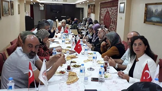 Vatanseverler Derneği Kahvaltıda Bir Araya Geldi