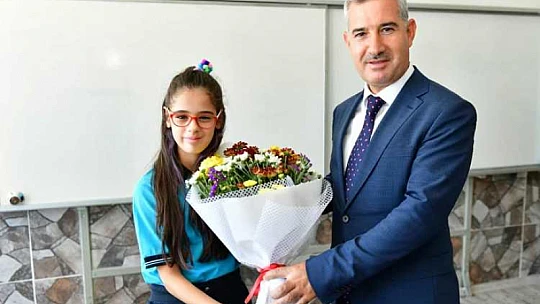 Başkan Çınar, Eğitime Sınırsız Destek Veriyoruz