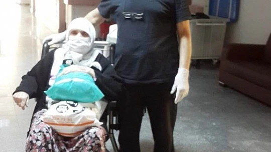 Malatya'da Anne ve Oğlu Koronavirüsünü Birlikte Yendi