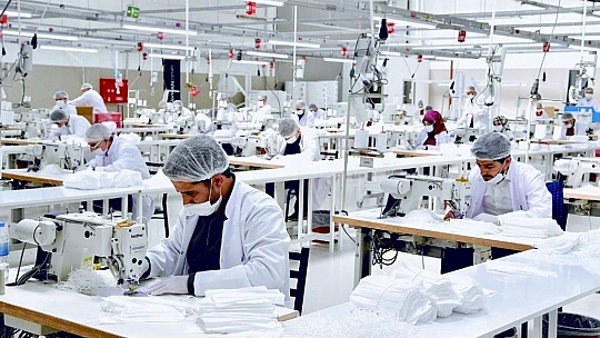 200 Ayrı Ekiple Evlere Maske Dağıtacağız