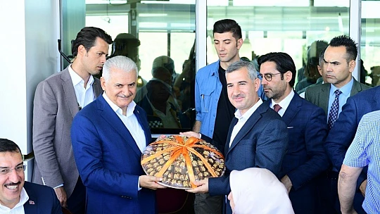 'Mutlu İnsanların Şehri Yeşilyurt' 2019 Yılında Her Alanda Gelişti ve Büyüdü