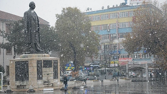 Malatya'da Kar Yağışı Etkili Oldu