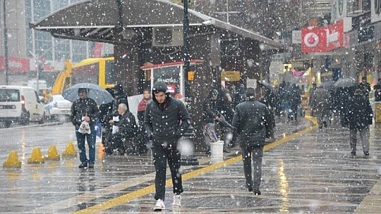 Malatya'da Kar Yağışı Etkili Oldu