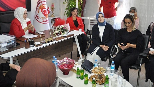 Vatanseverler Gençlik Eğitim ve Kültür Derneği Büyük Bir Katılımla Açıldı