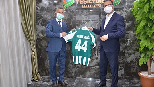 Bakanı Kasapoğlu, Yeşilyurt'a Çok Değerli ve Özel Spor Tesisleri Kazandıracağız