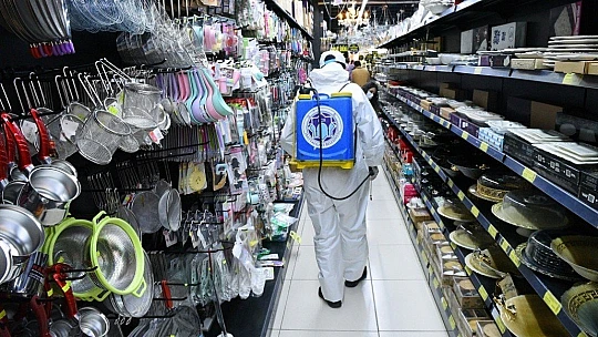 Esnafın Çağrısıyla Şemsiye Sokak'taki İş Yerleri Dezenfekte Edildi