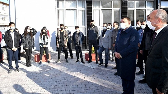 Başkan Gürkan Malatya Lisesi Öğrencileriyle Buluştu