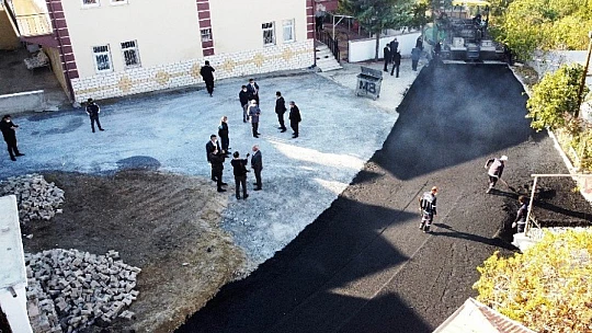 Battalgazi Belediyesi Ekiplerinin Asfalt Mesaisi Sürüyor