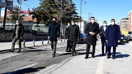 İstasyon Caddesi'ndeki Genişletme Çalışmaları Devam Ediyor