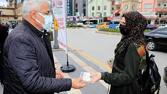 Başkan Güder, Kandil Geleneklerimizi Yaşatmamız Gerekiyor