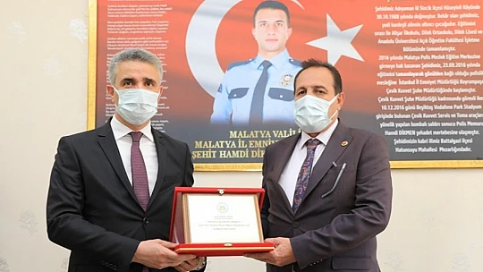 Şehit Hamdi Dikmen'in İsmi Kütüphane'de Yaşatılacak