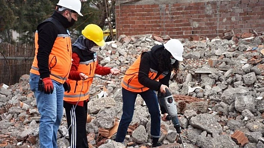 Yeşilyurt Arama ve Kurtarma Ekibi Eğitimlerine Devam Ediyor