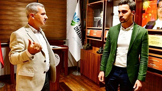 Arvas, Başkan Çınar'a Hizmetlerinden Dolayı Teşekkür Etti