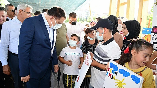 24'üncü Kayısı Festivali'nde İlk Gün Çeşitli Etkinliklerle Tamamlandı