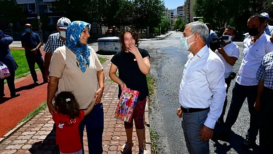 Başkan Çınar, Abdulgaffar Ve Aşağıbağlar Mahallelerindeki Temizlik Çalışmalarını