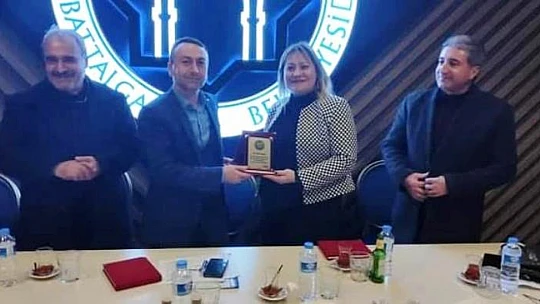 Akçadağ Dayanışma Derneği Yönetim Kurulu Toplantısını Gerçekleştirdi