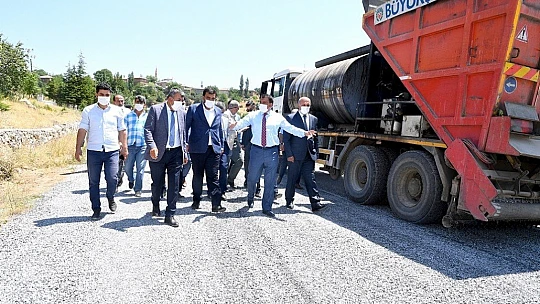 Doğanşehir Kapıdere Grup Yolu Yapılıyor