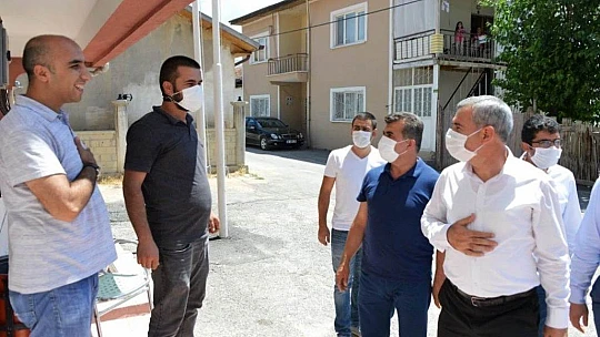 Başkan Çınar'ın Çalışmalarından Dolayı Mahalle Sakinlerinden Tam Destek