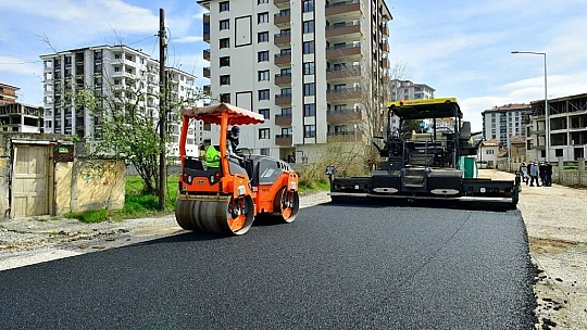 15 Ayda 53 Bin 523 Ton Sıcak Asfalt Serimi Yaptık