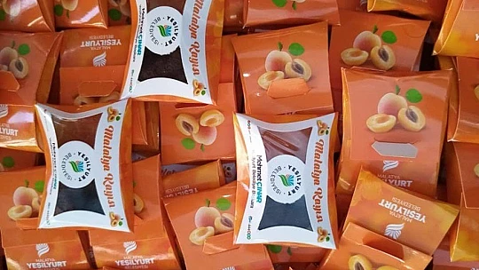 Başkan Çınar'ın '81 İl'de 81 Okula Kayısı' Hediye Sözü Gerçeğe Dönüştü