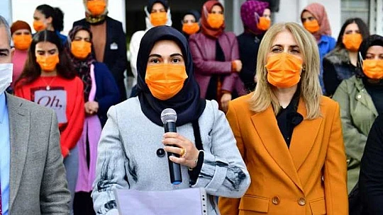 Başkan Çınar, Kadına Şiddet İnsanlığa İhanettir